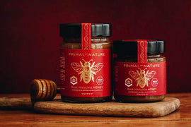 Primal By Nature - The Difference Between Manuka Honey in Glass vs Plastic Jars